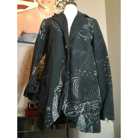 The People of the Labyrinths Script Jacket Blazer - Picture 3 of 12